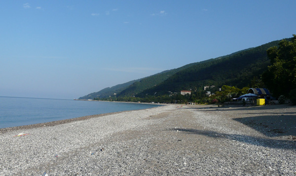 Абхазия, пустые пляжи