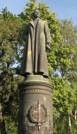 памятник Дзержинскому в Музеоне