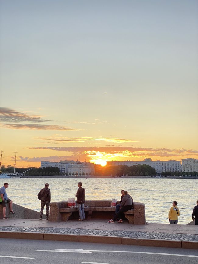 Как выглядят белые ночи в Петербурге 