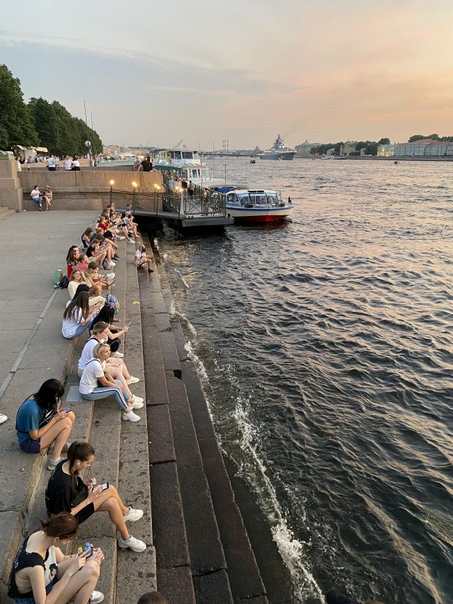 Как выглядят белые ночи в Петербурге 